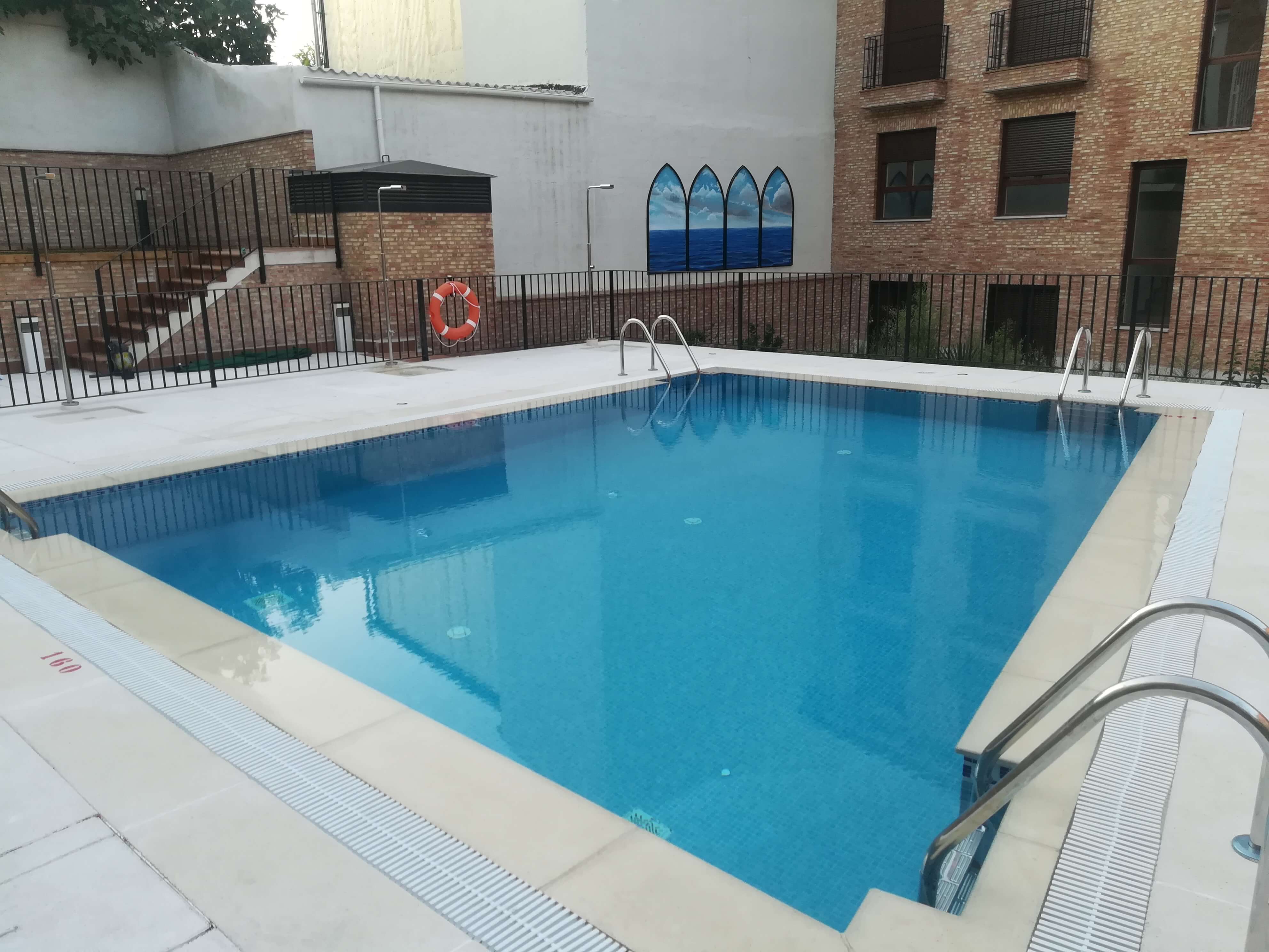 mantenimiento de piscinas comunitarias en madrid